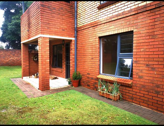 2 BEDROOM APARTMENT TO LET IN BOARDWALK